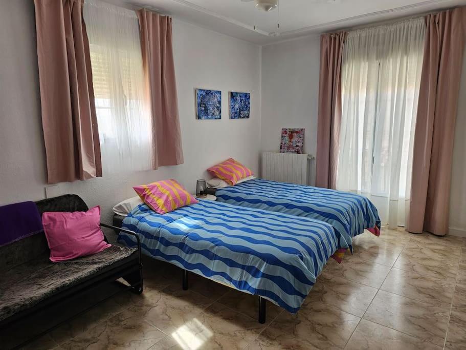 La Casa Del Arbol Villa Fuentiduena de Tajo Ngoại thất bức ảnh